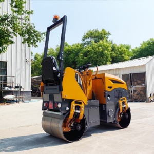 座驾式压路机ST1200